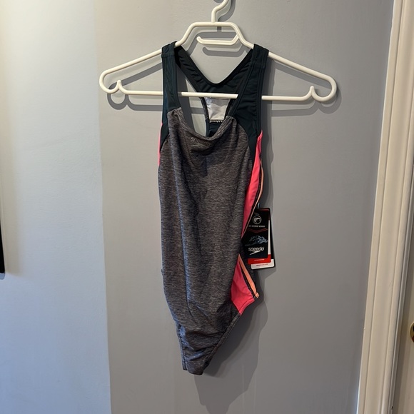 2/$20 Nwt girls speedo size 14 - Picture 3 of 5